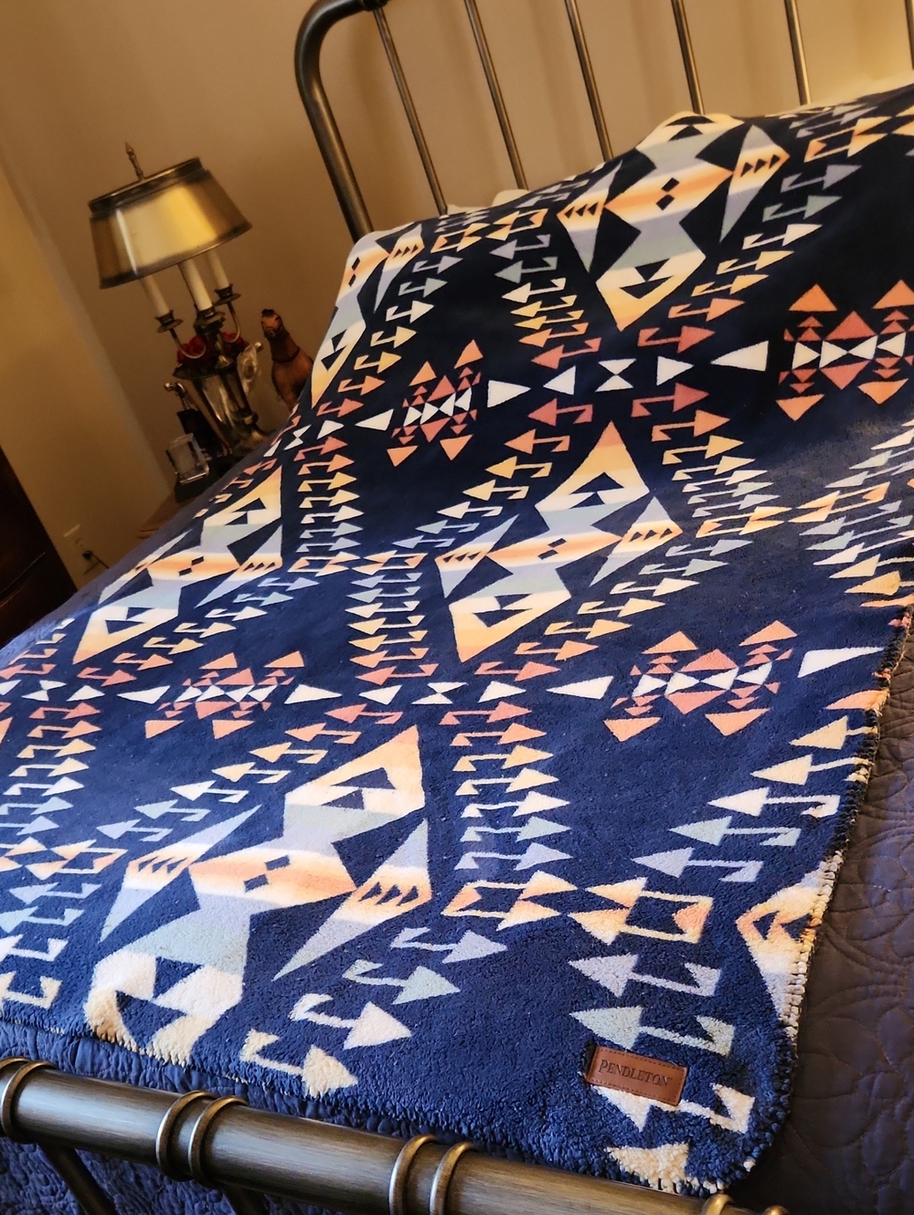 Pendelton "Big Thunder" Plush Throw Blanket